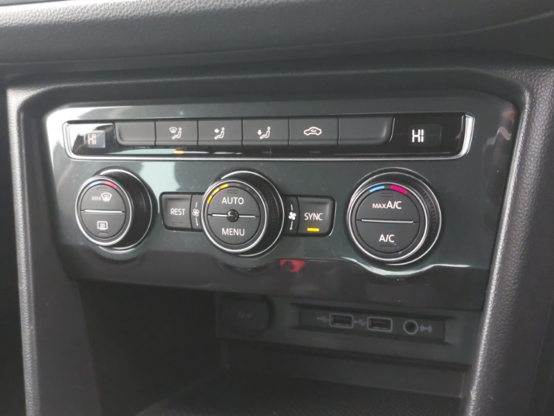 Used Volkswagen Tiguan 2019 for sale - 77433377: Photo 18