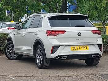 Used Volkswagen T-Roc 2024 for sale - 74532737: Photo