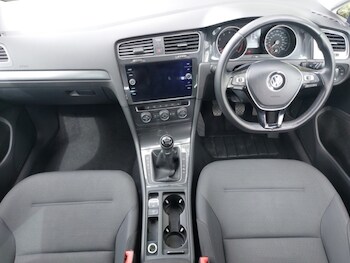 Used Volkswagen Golf 2020 for sale - 78511705: Photo