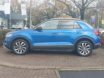 Used Volkswagen T-Roc 2023 for sale - 76609939: Photo