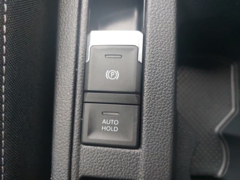 Used Volkswagen T-Roc 2022 for sale - 77669712: Photo 18