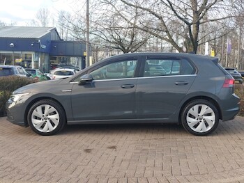 Used Volkswagen Golf 2020 for sale - 77694781: Photo