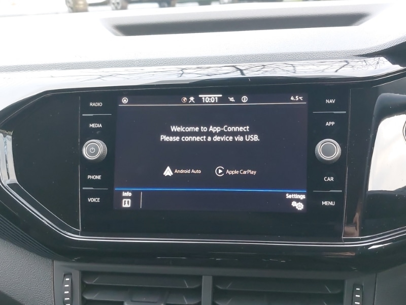 Used Volkswagen T-Cross 2023 for sale - 76816216: Photo 10