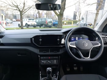 Used Volkswagen T-Cross 2023 for sale - 76816216: Photo