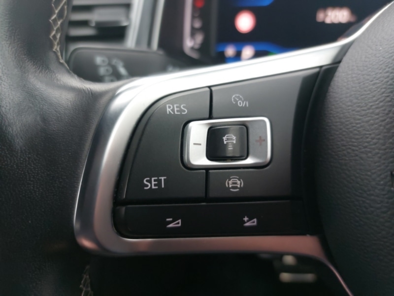 Used Volkswagen T-Roc 2021 for sale - 77522832: Photo 12