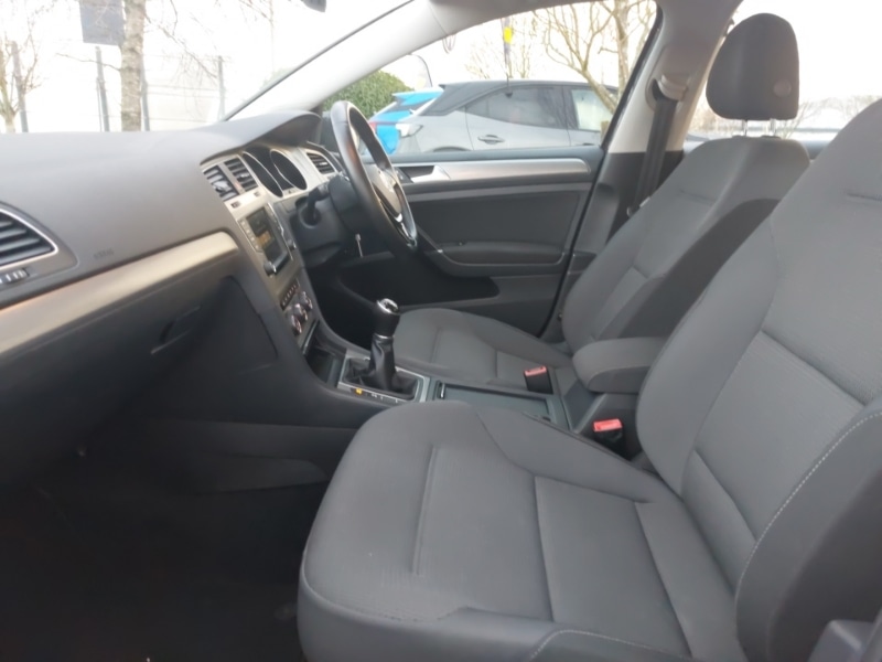 Used Volkswagen Golf 2016 for sale - 76947446: Photo 5