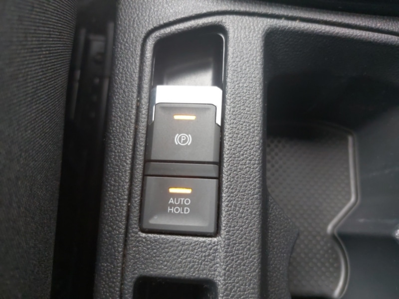 Used Volkswagen T-Roc 2023 for sale - 76471425: Photo 19