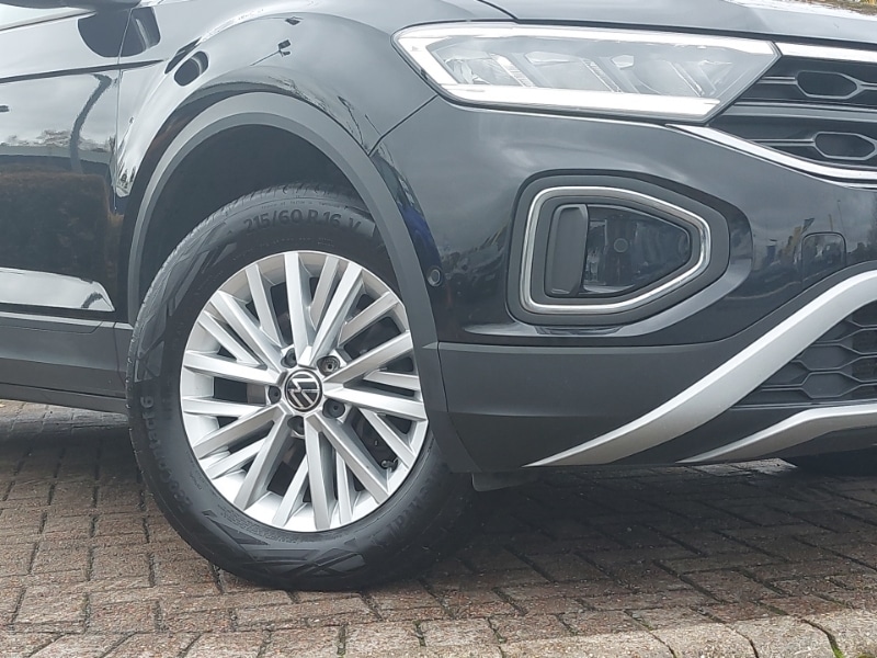 Used Volkswagen T-Roc 2023 for sale - 76471425: Photo 9