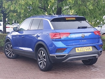 Used Volkswagen T-Roc 2022 for sale - 78572584: Photo