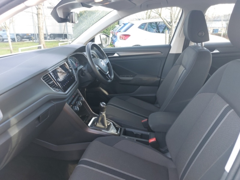 Used Volkswagen T-Roc 2018 for sale - 77689712: Photo 5