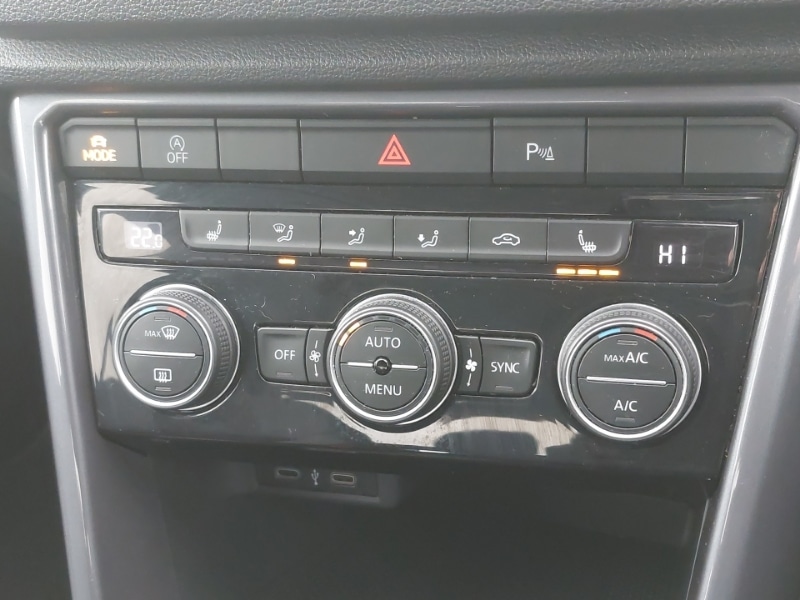 Used Volkswagen T-Roc 2021 for sale - 77922832: Photo 18