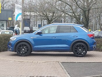 Used Volkswagen T-Roc 2021 for sale - 77922832: Photo