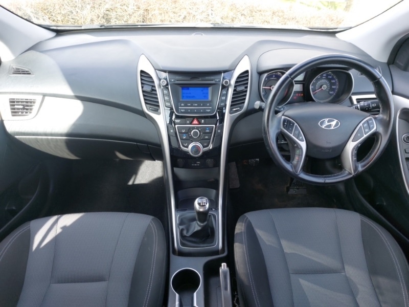 Used Hyundai i30 2016 for sale - 77874452: Photo 2