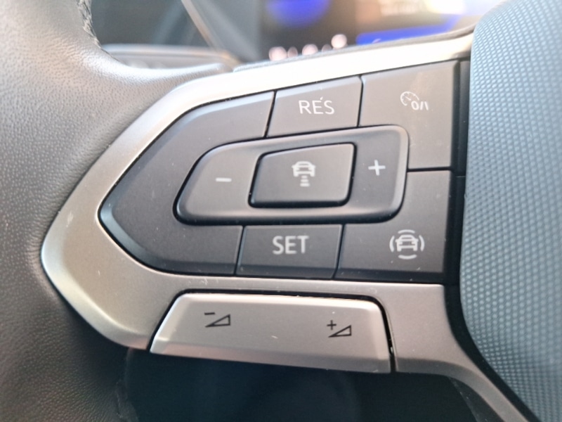 Used Volkswagen T-Cross 2023 for sale - 76343689: Photo 12