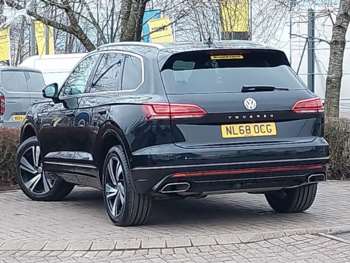 Used Volkswagen Touareg 2018 for sale - 74678678: Photo