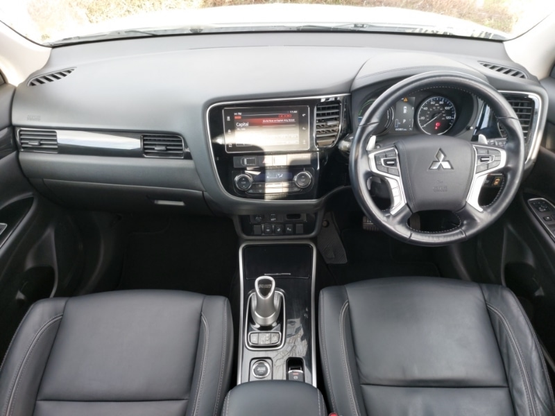 Used Mitsubishi Outlander 2018 for sale - 76925042: Photo 2