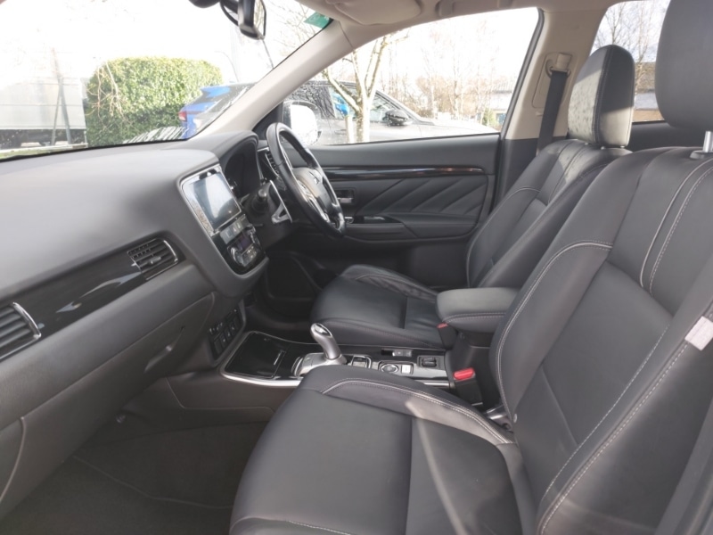 Used Mitsubishi Outlander 2018 for sale - 76925042: Photo 5