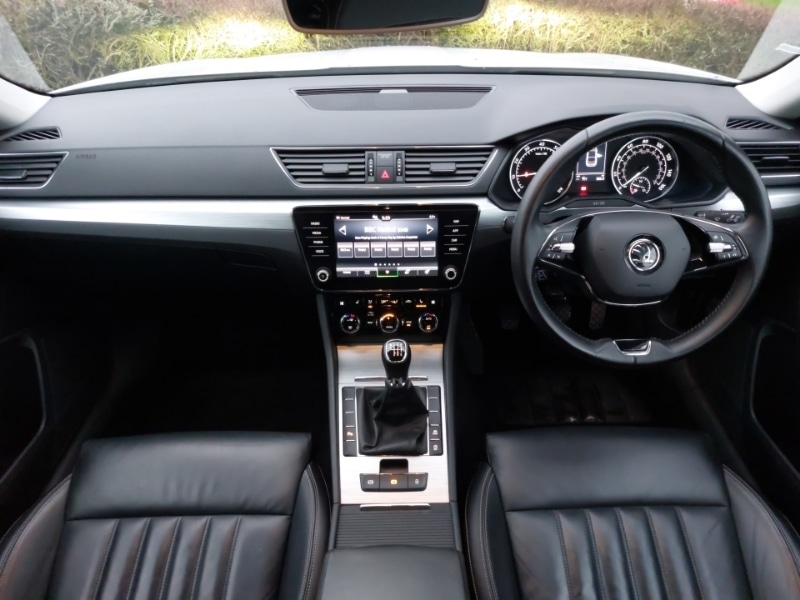 Used Skoda Superb 2020 for sale - 77343286: Photo 2