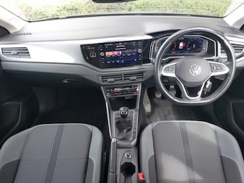 Used Volkswagen Polo 2022 for sale - 79056786: Photo