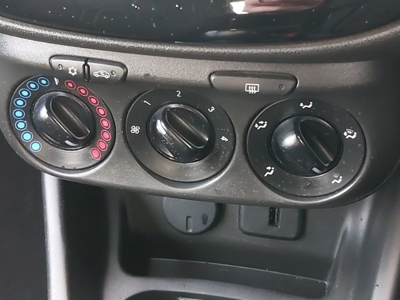 Used Vauxhall Corsa 2018 for sale - 76451273: Photo 18