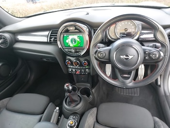 Used MINI Cooper 2019 for sale - 77343292: Photo