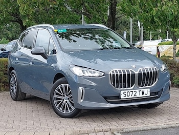 2022 - 220i MHT Luxury 5dr DCT