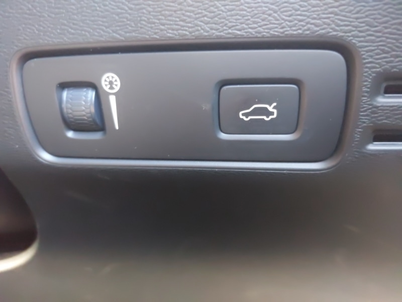 Used Volvo XC40 2020 for sale - 78164521: Photo 11