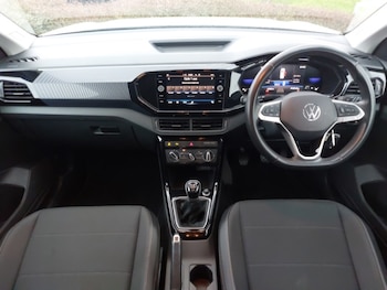 Used Volkswagen T-Cross 2023 for sale - 77424197: Photo