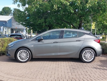 Used Vauxhall Astra 2019 for sale - 79581300: Photo