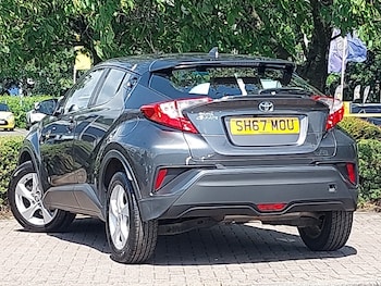 Used Toyota C-HR 2017 for sale - 75177061: Photo