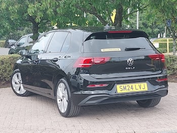 Used Volkswagen Golf 2024 for sale - 79817292: Photo