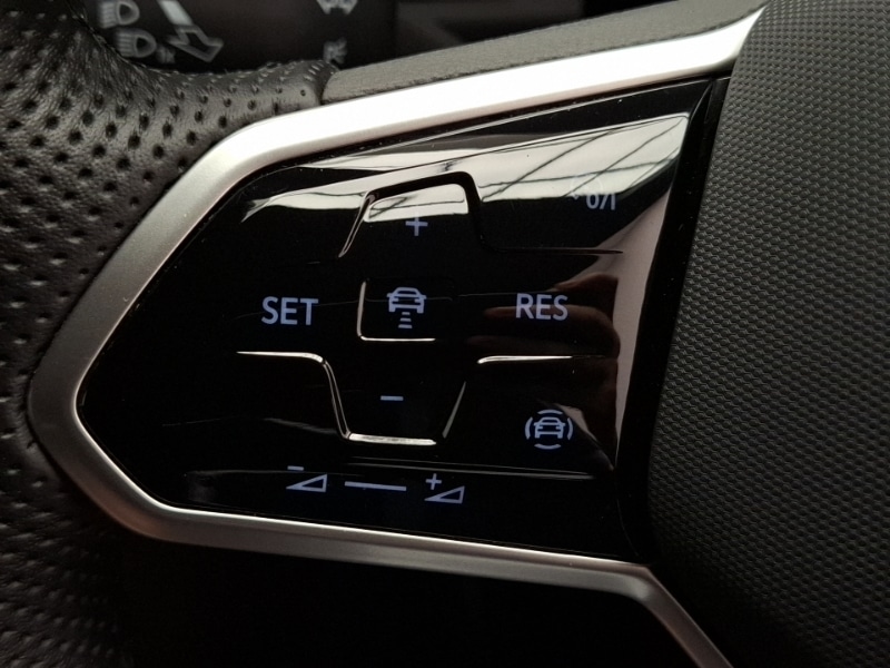 Used Volkswagen T-Roc 2022 for sale - 76567358: Photo 18