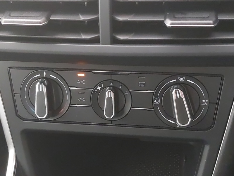 Used Volkswagen Polo 2024 for sale - 77070426: Photo 18