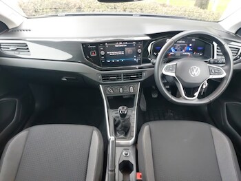 Used Volkswagen Polo 2024 for sale - 76191591: Photo