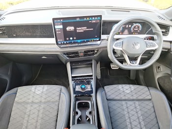 Used Volkswagen Touran 2025 for sale - 75939728: Photo