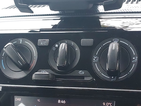 Used Volkswagen up! 2023 for sale - 76289634: Photo 14