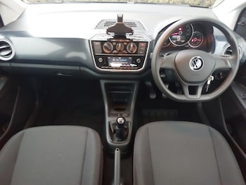 Used Volkswagen up! 2023 for sale - 76289634: Photo 2