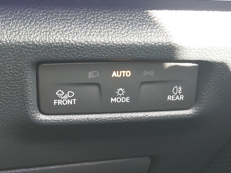 Used Volkswagen Touran 2025 for sale - 77874352: Photo 19