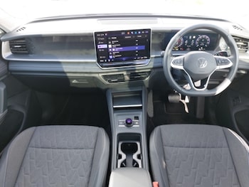 Used Volkswagen Touran 2025 for sale - 77874352: Photo