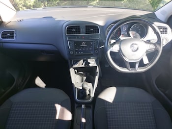 Used Volkswagen Polo 2017 for sale - 79126783: Photo