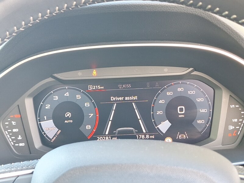 Used Audi Q3 2020 for sale - 76246438: Photo 10