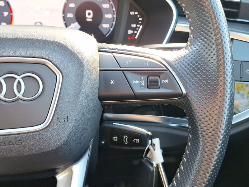 Used Audi Q3 2020 for sale - 76246438: Photo 19