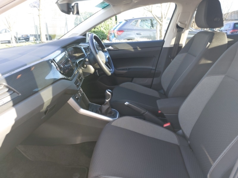 Used Volkswagen Polo 2024 for sale - 77126499: Photo 5