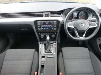 Used Volkswagen Passat 2019 for sale - 74414542: Photo