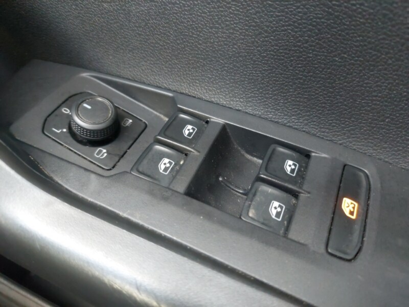 Used Volkswagen T-Cross 2023 for sale - 77716700: Photo 19