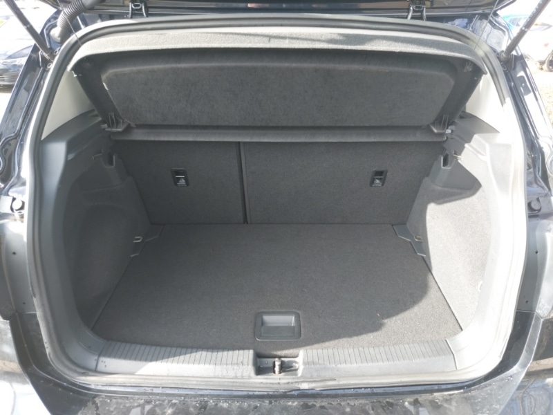 Used Volkswagen T-Cross 2023 for sale - 77716700: Photo 8