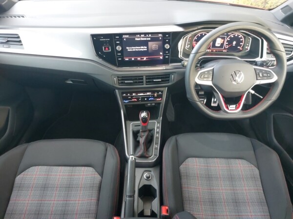 Used Volkswagen Polo 2023 for sale - 76221435: Photo 2