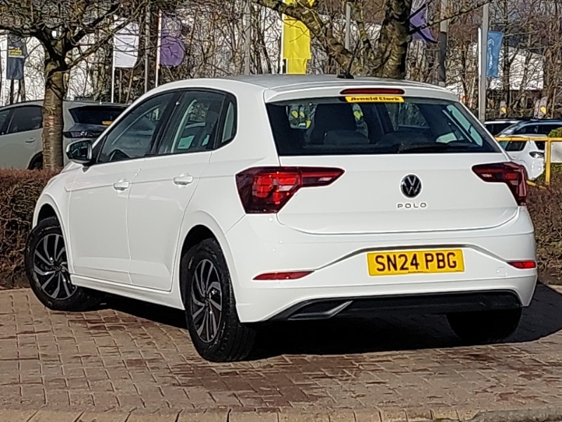 Used Volkswagen Polo 2024 for sale - 77702130: Photo 3