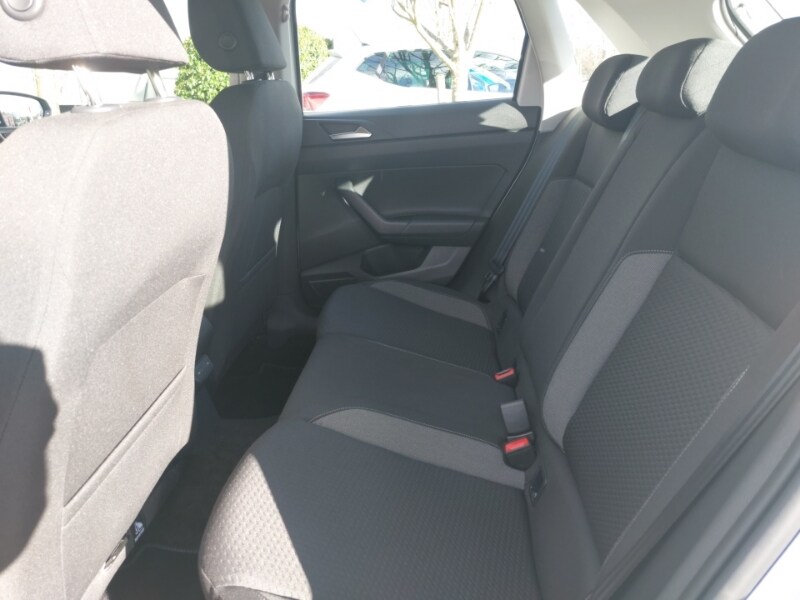 Used Volkswagen Polo 2024 for sale - 77702130: Photo 6