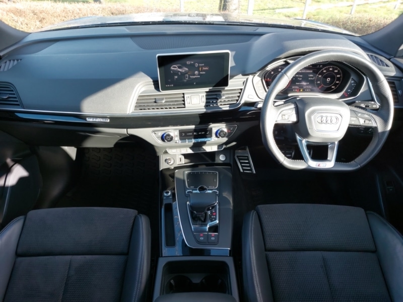 Used Audi Q5 2020 for sale - 76233494: Photo 2